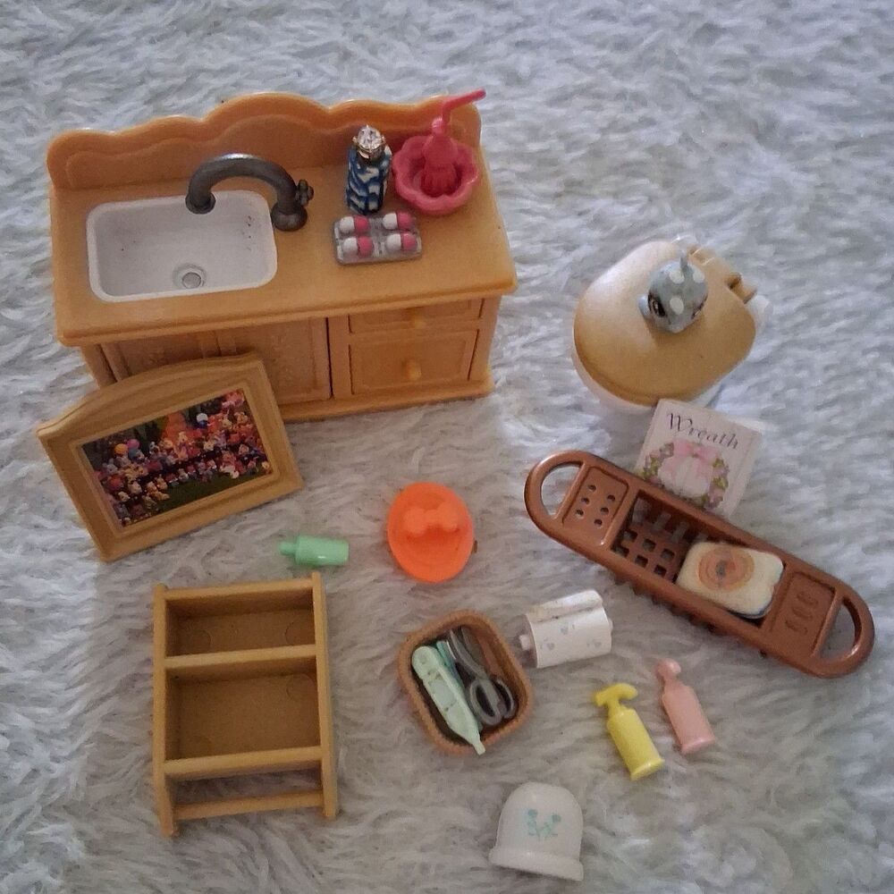 Vintage Epoch bathroom lot of 24